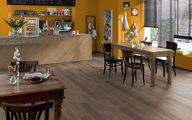 ΔΑΠΕΔΟ LAMINATE AC4, LIGHT LANGLEY WALNUT 2V EPL065